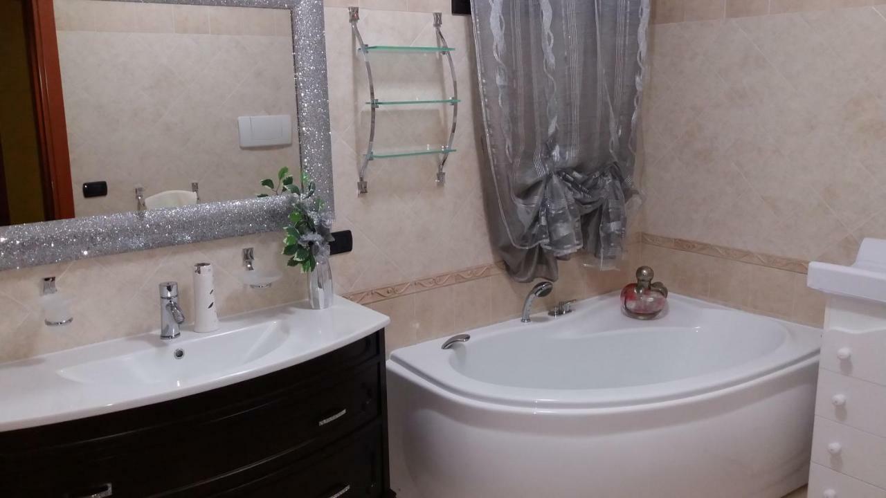 פורטו צ'זראו B&B Lady Jolanda מראה חיצוני תמונה