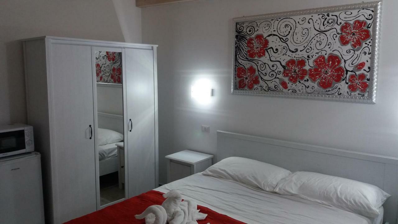 פורטו צ'זראו B&B Lady Jolanda מראה חיצוני תמונה